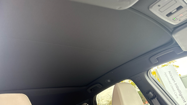 Nissan Qashqai 1.3 DiG-T MH Tekna 5dr Petrol Hatchback